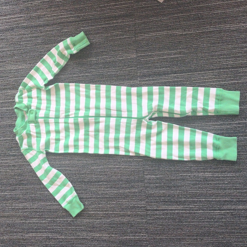 Hanna Andersson 2T pajamas